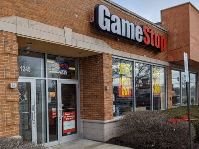 gamestop stores closing