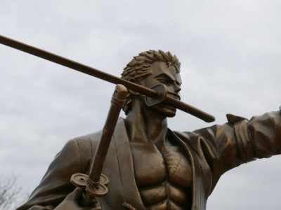 One Piece Zoro Statue