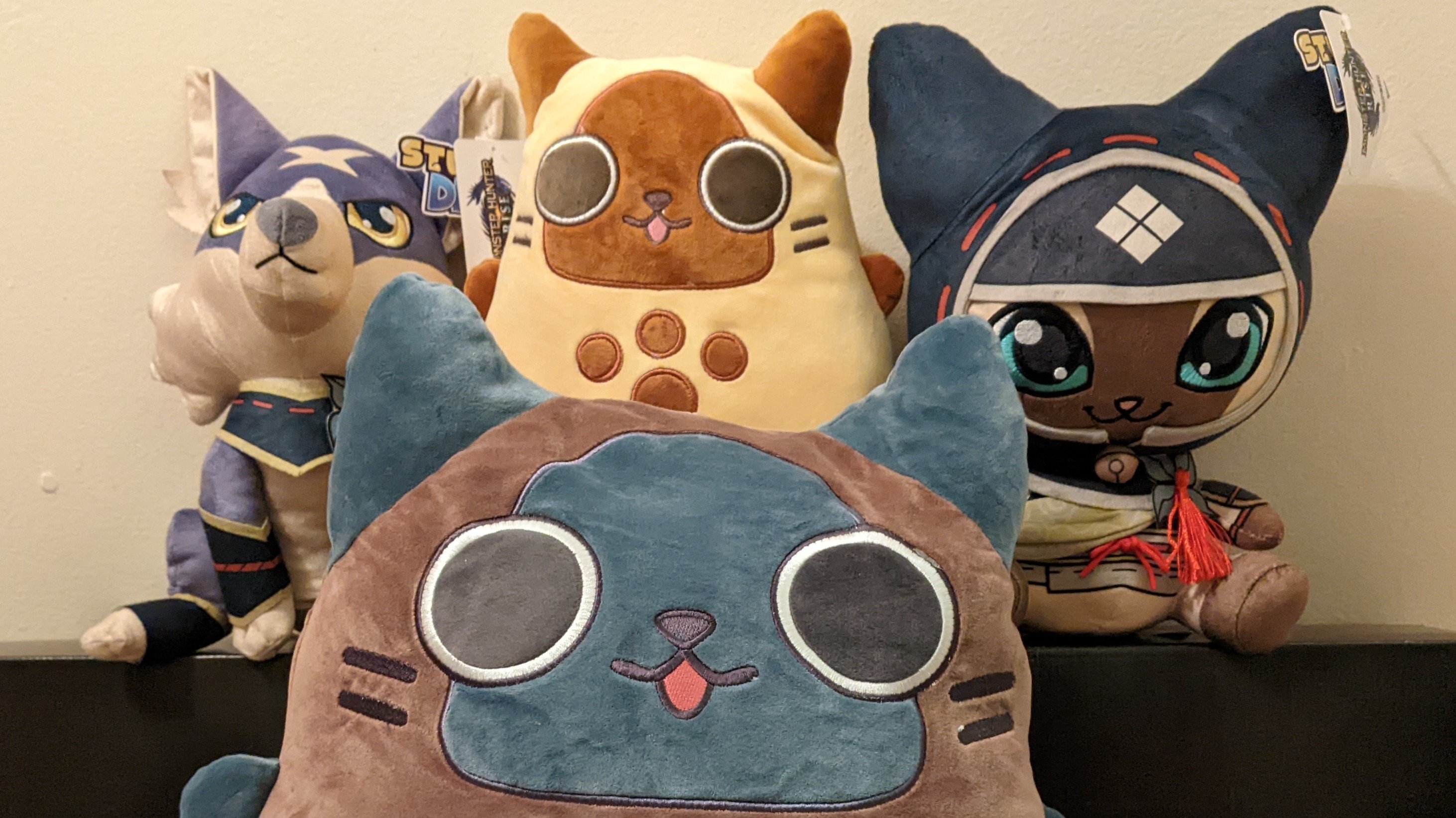 Monster Hunter Rise Stubbins Plush Cover Both Form and Function