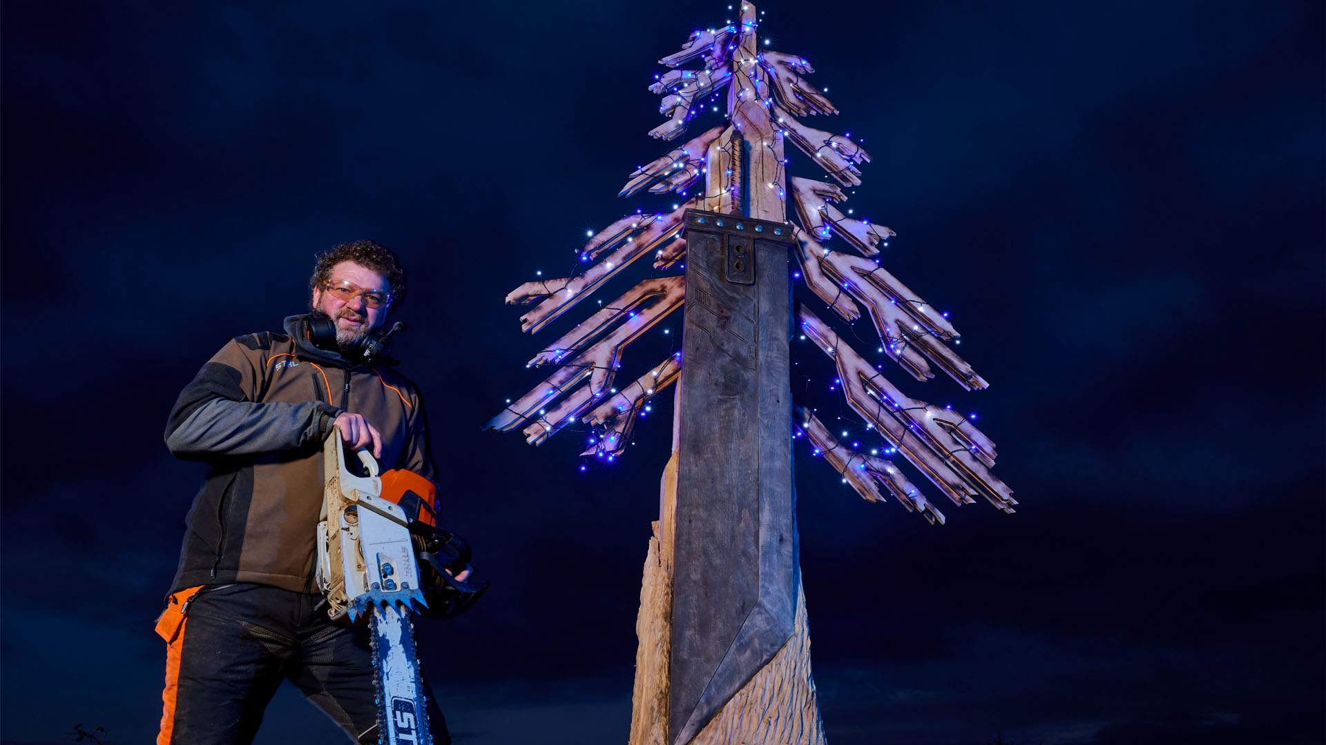 Crisis Core FFVII Reunion Buster Sword Christmas Tree Created