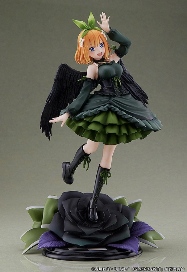 Quintessential Quintuplets Yotsuba and Itsuki Fallen Angel Figures Appear