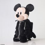 king mickey doll front kingdom hearts plush