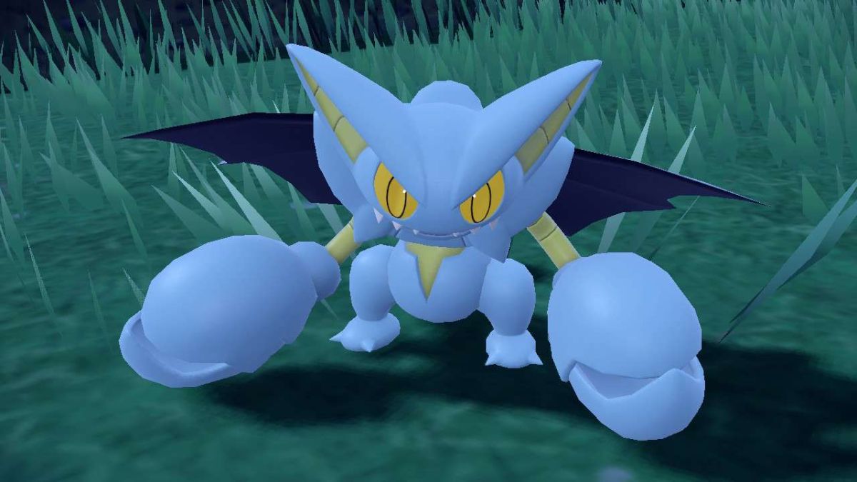 Screenshot of Shiny Gliscor in Pokemon Scarlet and Violet.