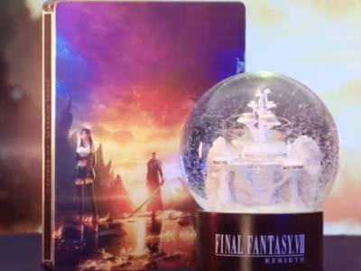 FFVII Rebirth Glitter Globe Snow Globe Shows Gold Saucer