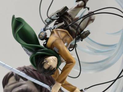 New Attack on Titan Levi Figure Shows Him in a Fight